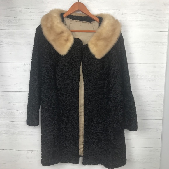 VINTAGE Persian Lambswool Coat with Mink Collar - Picture 4 of 8